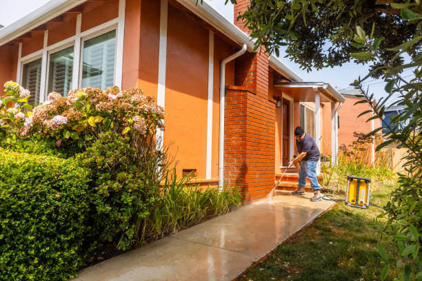 Best Commercial Pressure Washing  in Burlington, IA