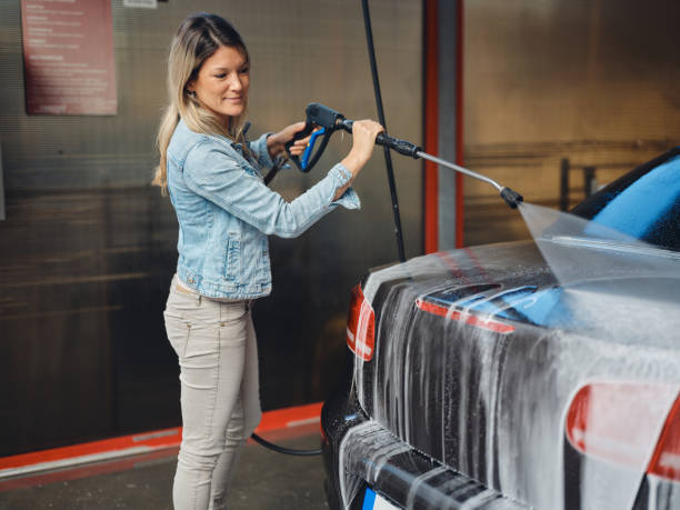 Best Sidewalk Pressure Washing  in Burlington, IA